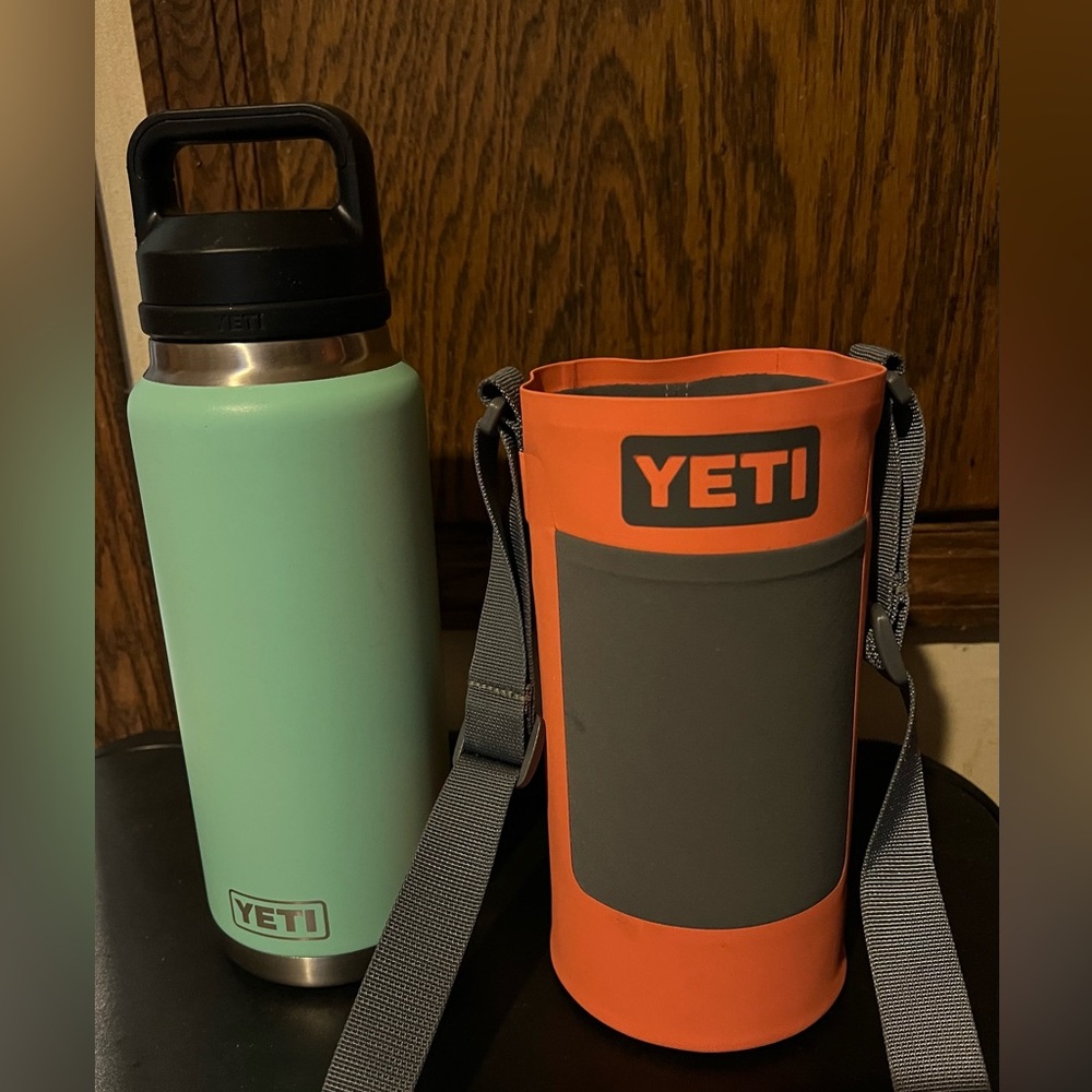 Yeti Rambler 36 oz - SEAFOAM - Bottle with Chug Cap & Orange 36 oz Sling